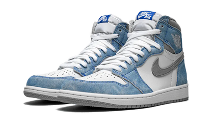 Air Jordan 1 Retro High OG Hyper Royal