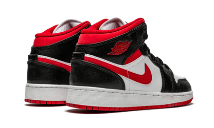 Air Jordan 1 Mid Black Red