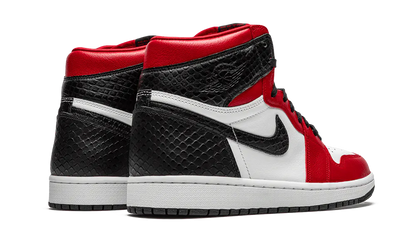 Air Jordan 1 Retro High Satin Snake Chicago (W)