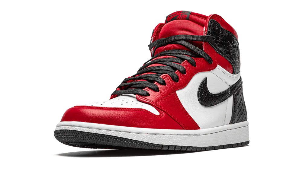 Air Jordan 1 Retro High Satin Snake Chicago (W)