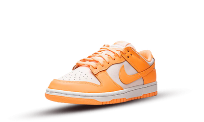 Dunk Low Peach Cream (W)